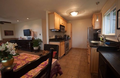 Templeton Cottage | Artist Vineyard Cottage - coastal influence in the heart of Wine Country!