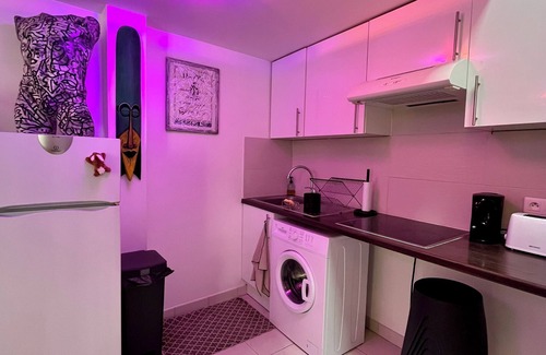 Saint-Ouen Apartment | Artistic Loft/Duplex