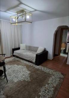 Barsanesti Apartment | Artistic