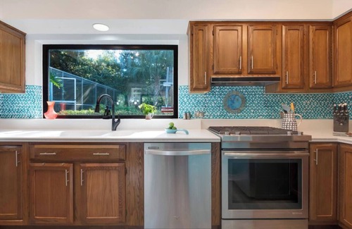 Tallahassee House | Artsy Oasis w Pool, Tree House, Cottage, Pet -YES