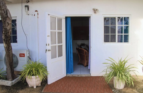 Lago Heights Apartment | Aruba Sunrise Apartment & Home Rental 1 BR APT
