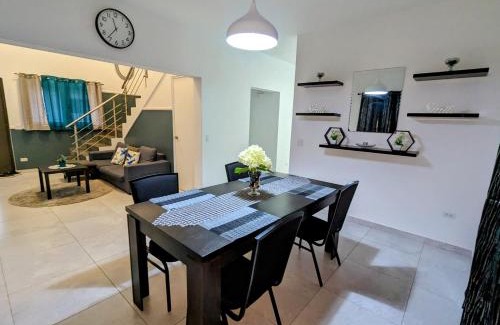 Oranjestad House | Aruba Vacation House - Cozy and Modern!