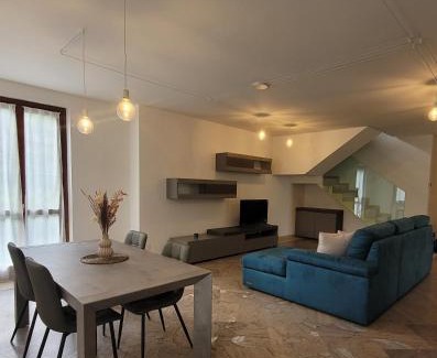 Torre Boldone House | Arya Apartment