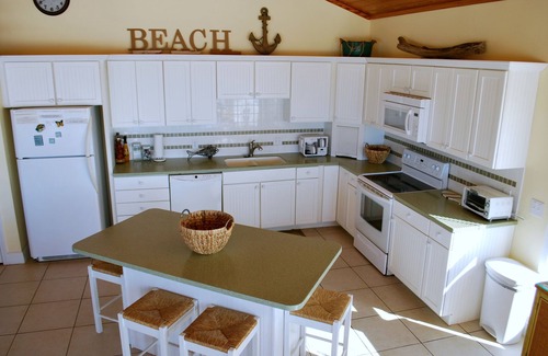 Surf Side Shores House | As seen on HGTV's My Lottery Dream Home! Gulf front home 3BR/3BA.