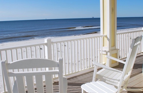 Surf Side Shores House | As seen on HGTV's My Lottery Dream Home! Gulf front home 3BR/3BA.