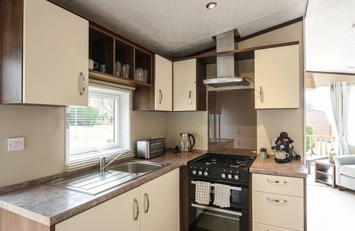 Hyssington Cottage | As soon as you arrive at Avon Lodge, you feel instantly rested.