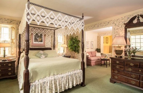 Clarence Bed & Breakfast | Asa Ransom House