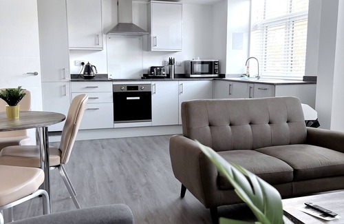 Alwalton Apartment | Ascot House