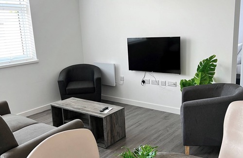 Alwalton Apartment | Ascot House