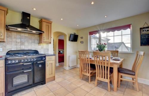 Braunton House | Ash Barn Braunton