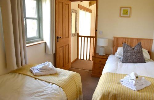 Grampound House | Ash Cottage, 3 bed large cottage