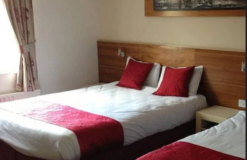 Ashbourne Hotel | Ashbourne House Hotel
