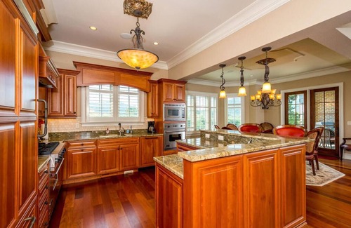 The Cliffs House | Asheville Luxury Mountain Retreat