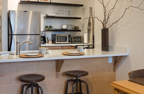 Downtown Asheville Condo | Asheville Urban Nest - Luxurious Retreat in the Heart of Downtown Asheville