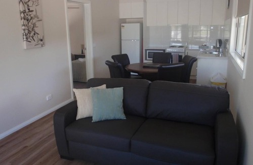 Mulwala Hotel | Ashleigh Court Motor Inn