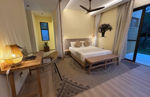 Voi Other | Ashnil Aruba Lodge