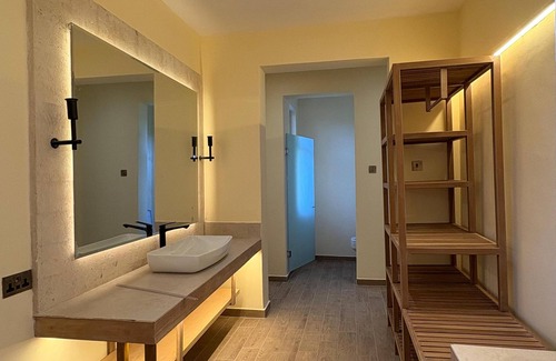 Voi Other | Ashnil Aruba Lodge