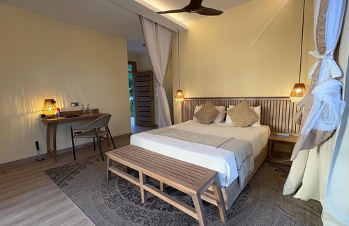 Voi Other | Ashnil Aruba Lodge
