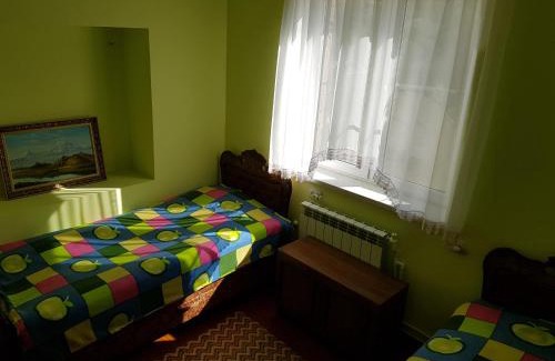 Chʼiva Bed & Breakfast | Ashot & Gohar B&B