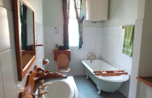 Estcourt House | Ashtonville Terraces Guesthouse