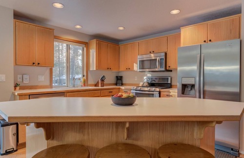 Sunriver House | Ashwood Lane 1
