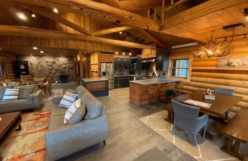 Alpine House | Aspen Bear Paws – Relax & Unwind in the Mountains