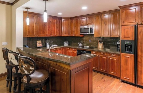 Aspen Condo | Aspen Highlands CO | Ritz Carlton Residence Club | 3 Bedroom Premier