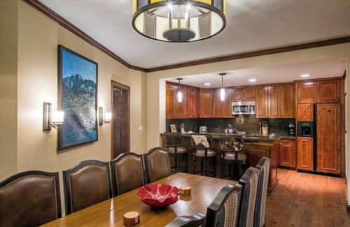 Aspen Condo | Aspen Highlands CO | Ritz Carlton Residence Club | 3 Bedroom Premier