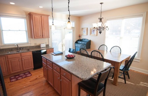Timberline House | Aspen Village 34 - Penny LanennAspen Village 34 - Air Conditioning, Hot Tub, Community Pool, Pet Friendly