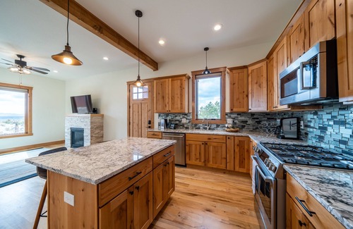 Powell Butte House | Aspen Willow Casita I Brasada Ranch I Sleeps 4