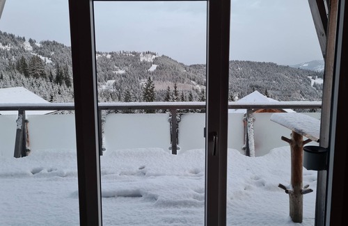 Bad Sankt Leonhard im Lavanttal Ski Chalet | Luxury chalet in ski and hiking area with sauna + whirlpool