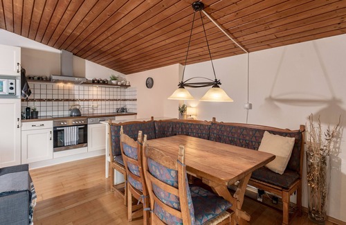 Bruck an der Grossglocknerstrasse Apartment | Cosy apartment near Zell am See, just minutes from ski slopes and Lake Zell!
