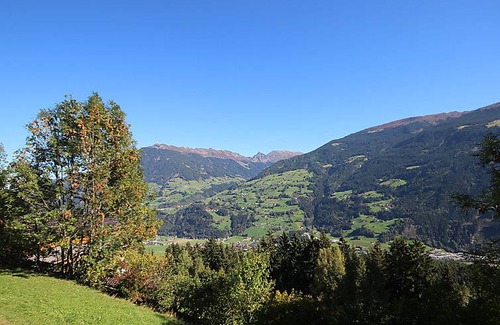Aschau Im Zillertal Apartment | 100 m² Apartment ∙ 3 bedrooms ∙ 6 guests