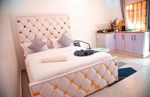 Eldoret Bed & Breakfast | At Sekani Homes