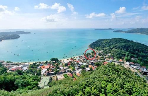 Wichit Apartment | At the Beach Spacious 2-level Design Home for 2-5, Ao Yon Beach Phuket