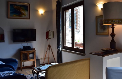 Capena Apartment | AT THE CASTLE OF LEPRIGNANO IMMERSED IN HISTORY ONLY 25 KM FROM ROME