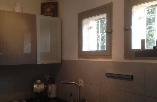 Chateauneuf-le-Rouge House | At the foot of Sainte Victoire site a few kilometers from Aix en Provence property 1. 5Ha
