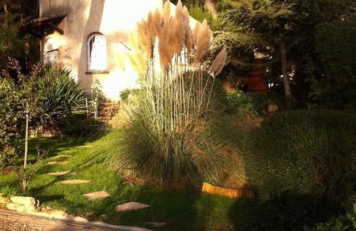 Chateauneuf-le-Rouge House | At the foot of Sainte Victoire site a few kilometers from Aix en Provence property 1. 5Ha
