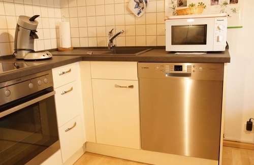 Albersbach Apartment | 'At the gate of the Black Forest' attractive 4 star apartment in the Vineyard