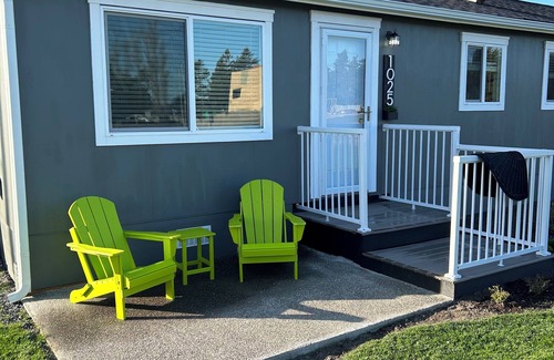 Hammond Apartment | At the Hammond Harbor, minutes to the Pacific Ocean, 2 bdr , 1 bath, sleeps 6