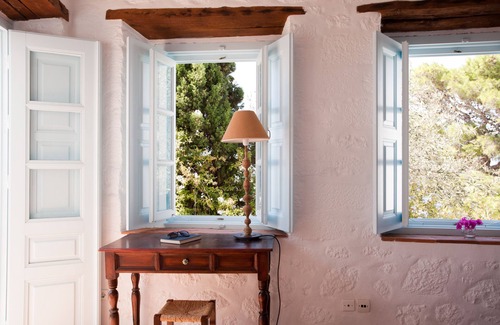 Chora House | At the top of Hora with amazing views