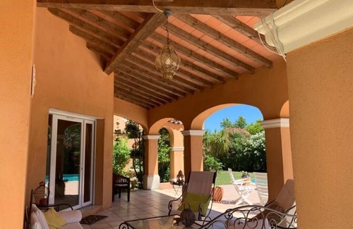 Montferrier-sur-Lez House | ATALAYE, large Mediterranean house with a large garden and pool