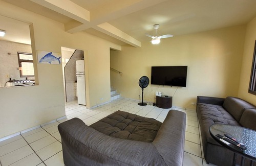 Pontal do Parana House | Atami, Cozy house close to the sea with heated pool.