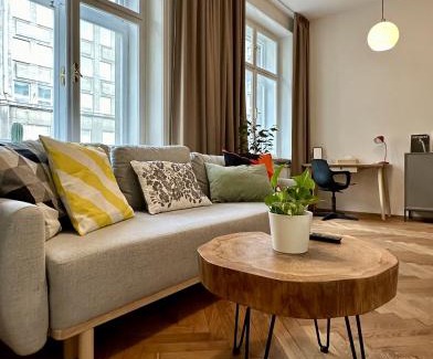 Ostrava City Centre Apartment | Ateliér U ŘEKY