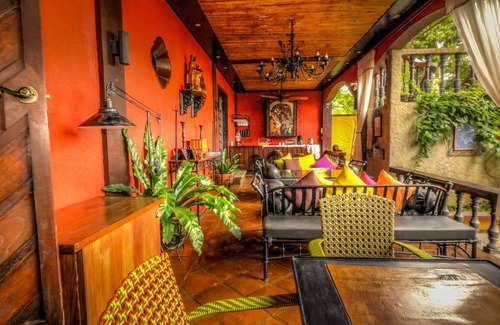 Alfonso House | Atelier de Clotilde Mexican style nr Ville Sommet