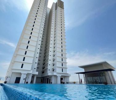 Labu Apartment | Atenza Homestay Residensi KLIA Condominium, 4 bedrooms 3 bathrooms , Near KLIA and Sepang F1