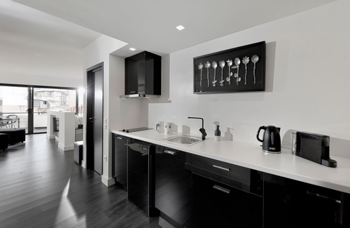 Psirri Apartment | Ater Albus Deluxe Loft Acropolis View from K&K