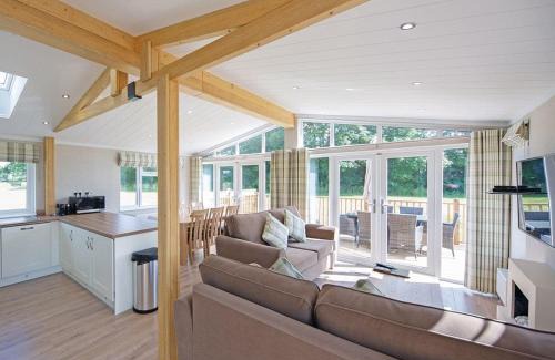 Diss Resort | Athelington Hall Farm Lodges