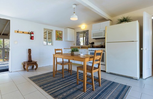 Morongo Valley Cottage | Athena Cottage- Panoramic Views on 25 acres at gated and private Hidden Passage