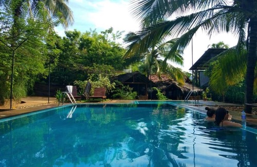 Udawalawa Hotel | Athgira River Camping - Udawalawe - Deluxe Triple Room